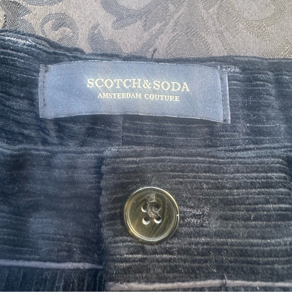 Scotch & Soda Amsterdam Couture Stuart corduroy pants
Size 29 Inseam 30” - Picture 4 of 9